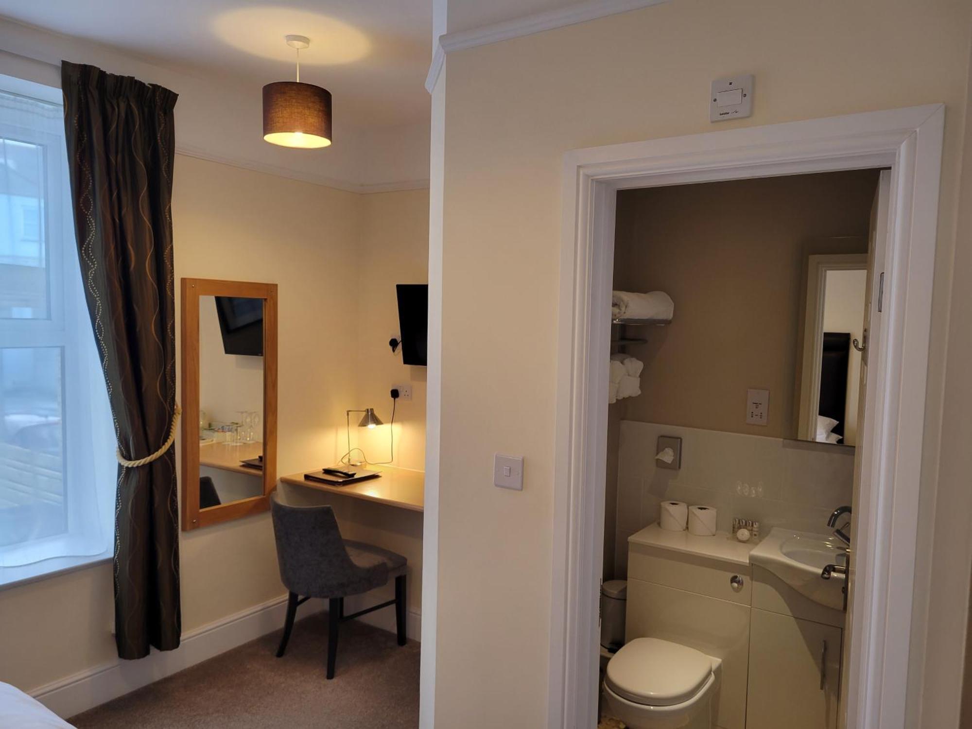 Geckos Rest Bed & Breakfast New Quay Dış mekan fotoğraf