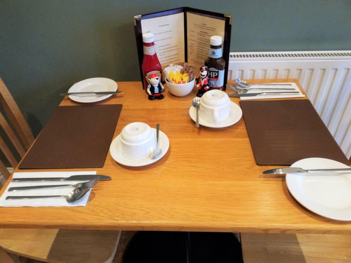 Geckos Rest Bed & Breakfast New Quay Dış mekan fotoğraf